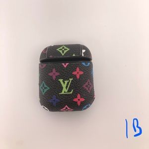 Luxury AirPod case cover!!🖤